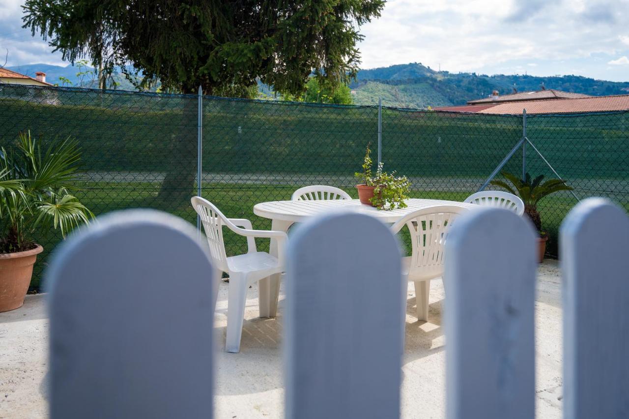 La Casetta Di Silvio Capezzano Pianore Esterno foto
